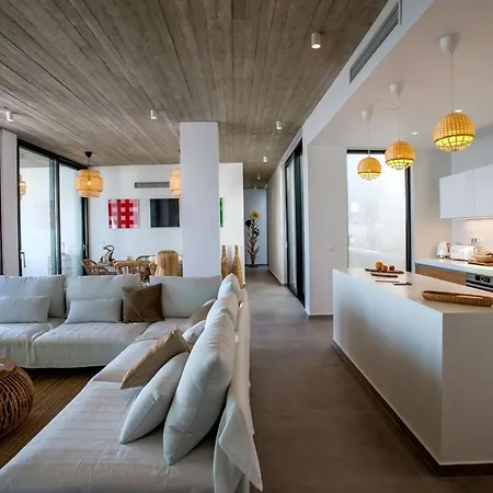 Villa Magic Cave